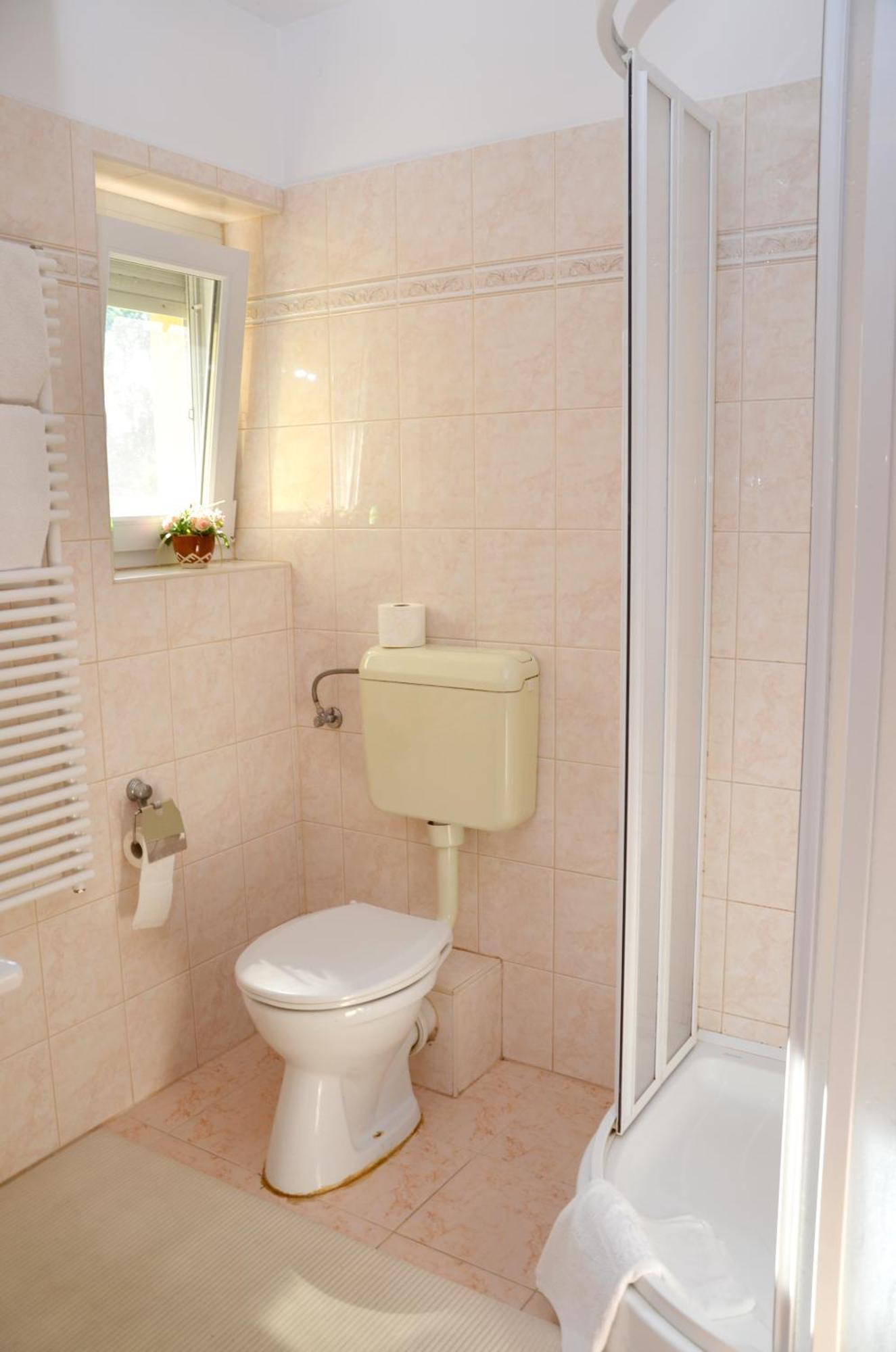 Panoráma Apartmanház Sárvár Exterior foto